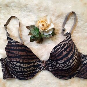 2/$20 Maidenform Bra 34B  